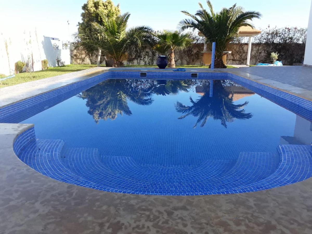 Villa Climatisee Avec Piscine Privee, Ras El Ma Bouarfaten Luaran gambar